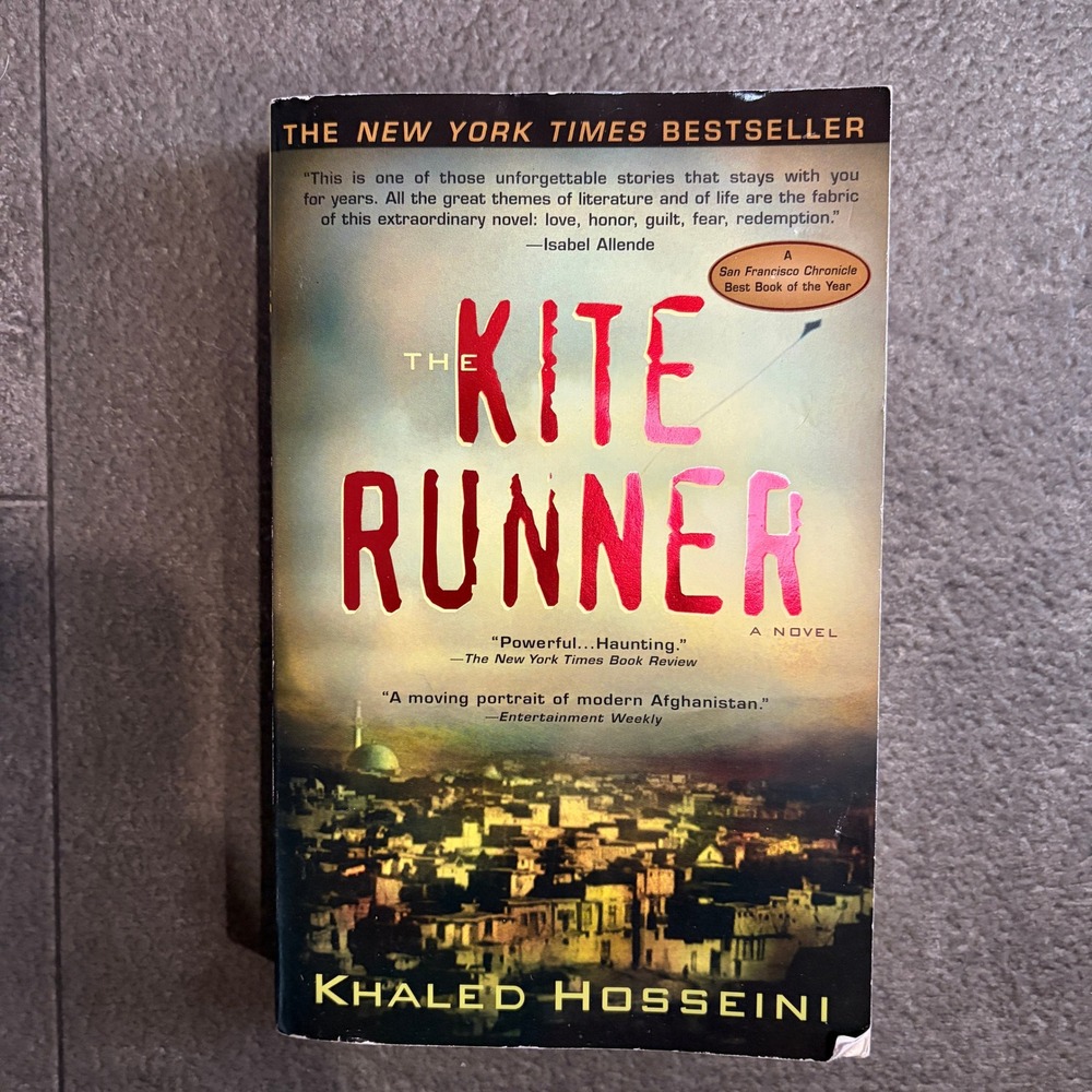 The Kite Runner by Khaled Hosseini Paperback Novel 2004 Riverhead Books